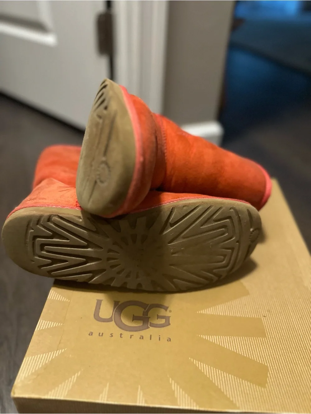 UGG Classic Short Boot in Coral Pink